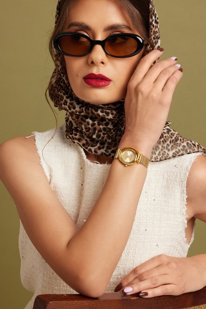 Clare Gold Mesh - Image 2
